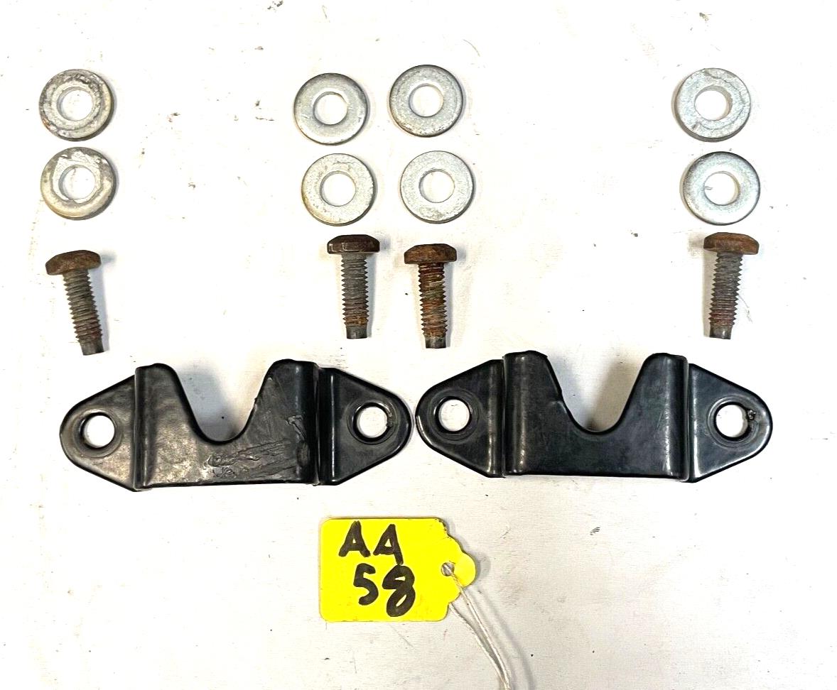 Soportes del hueco del guardabarros del asiento trasero del Jeep YJ con pernos 87-95 Wrangler Back
