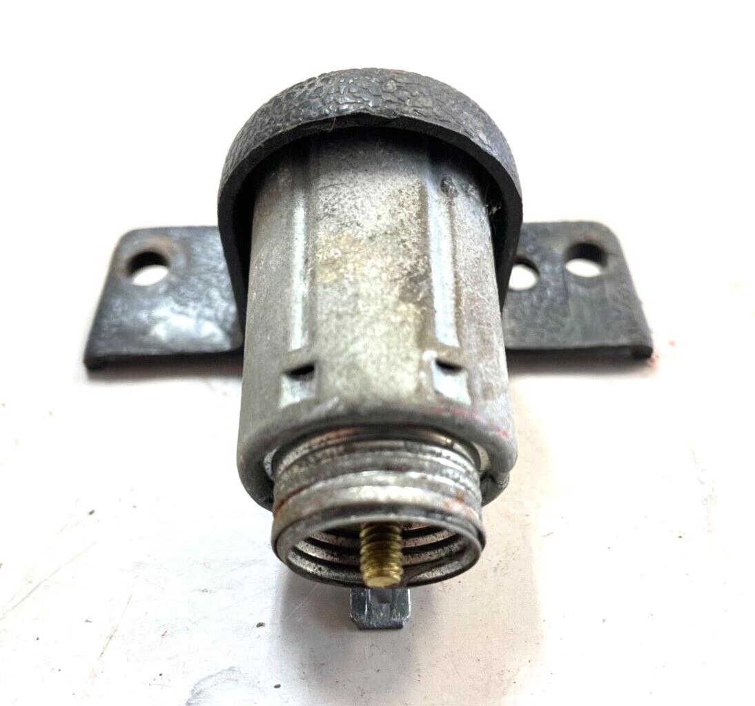 Toma de corriente de 12 voltios para encendedor de cigarrillos de fábrica Jeep CJ CJ5 CJ7 CJ8 76-86 AMC