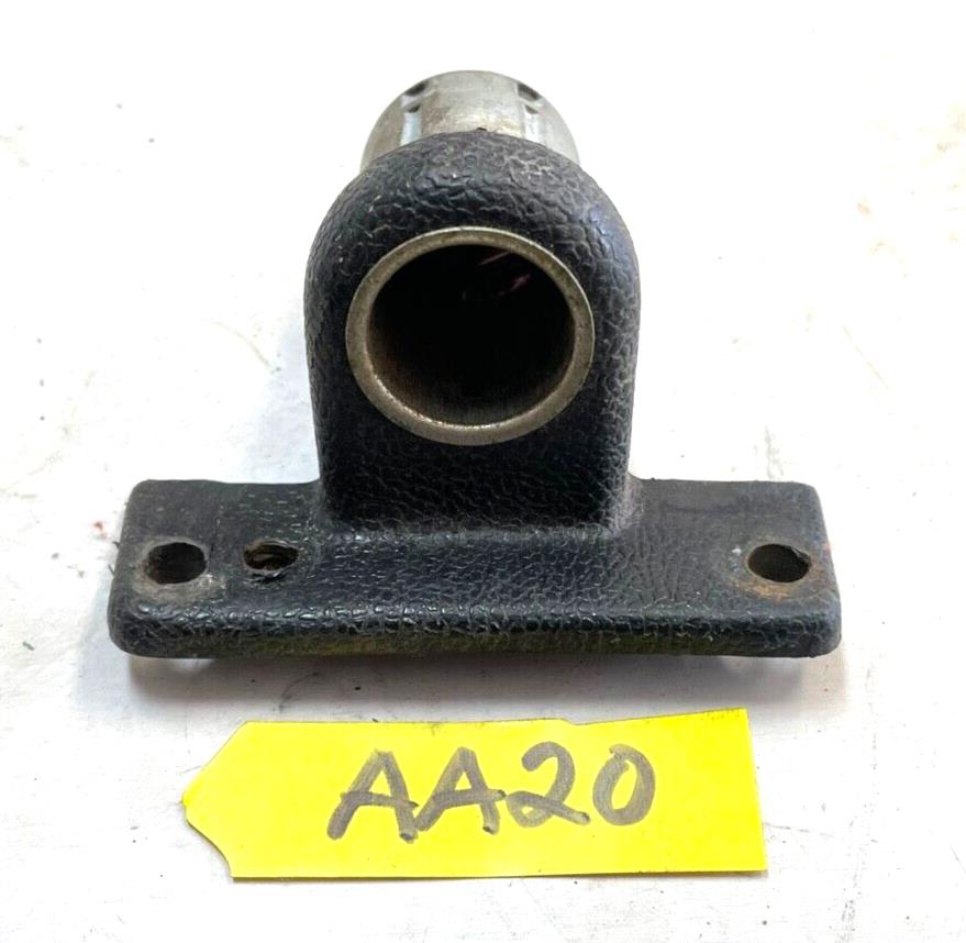Toma de corriente de 12 voltios para encendedor de cigarrillos de fábrica Jeep CJ CJ5 CJ7 CJ8 76-86 AMC