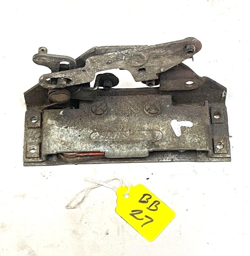 Jeep YJ CJ7 door striker Latch catch Driver Left side 81-91 FREE SHIP