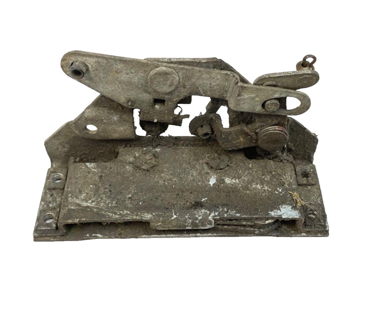 Jeep CJ YJ full door striker Passenger Right Latch catch 81-90 CJ7 YJ Wrangler