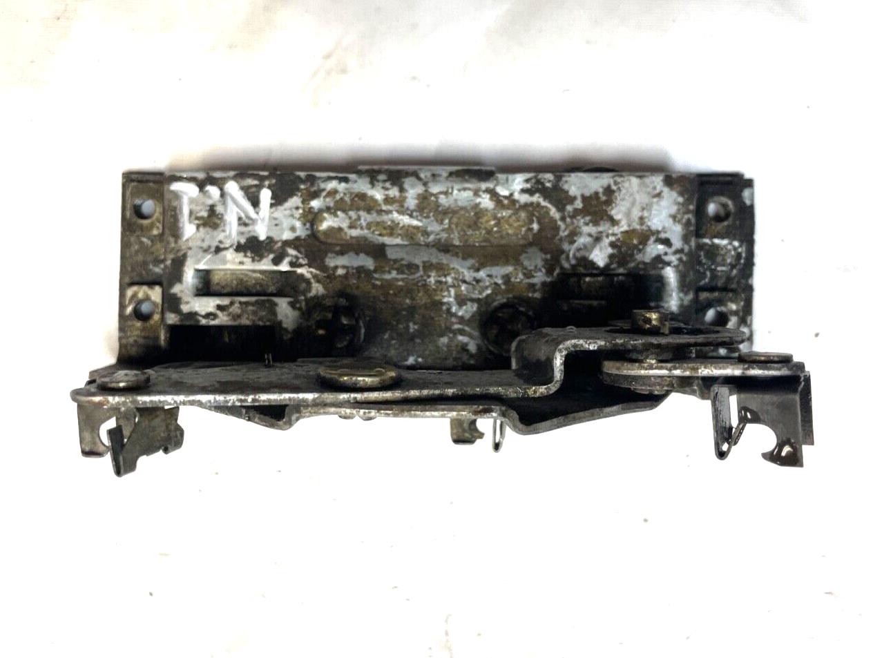 92-95 Jeep YJ Wrangler Driver full Door striker latch catch Left Side READ AD