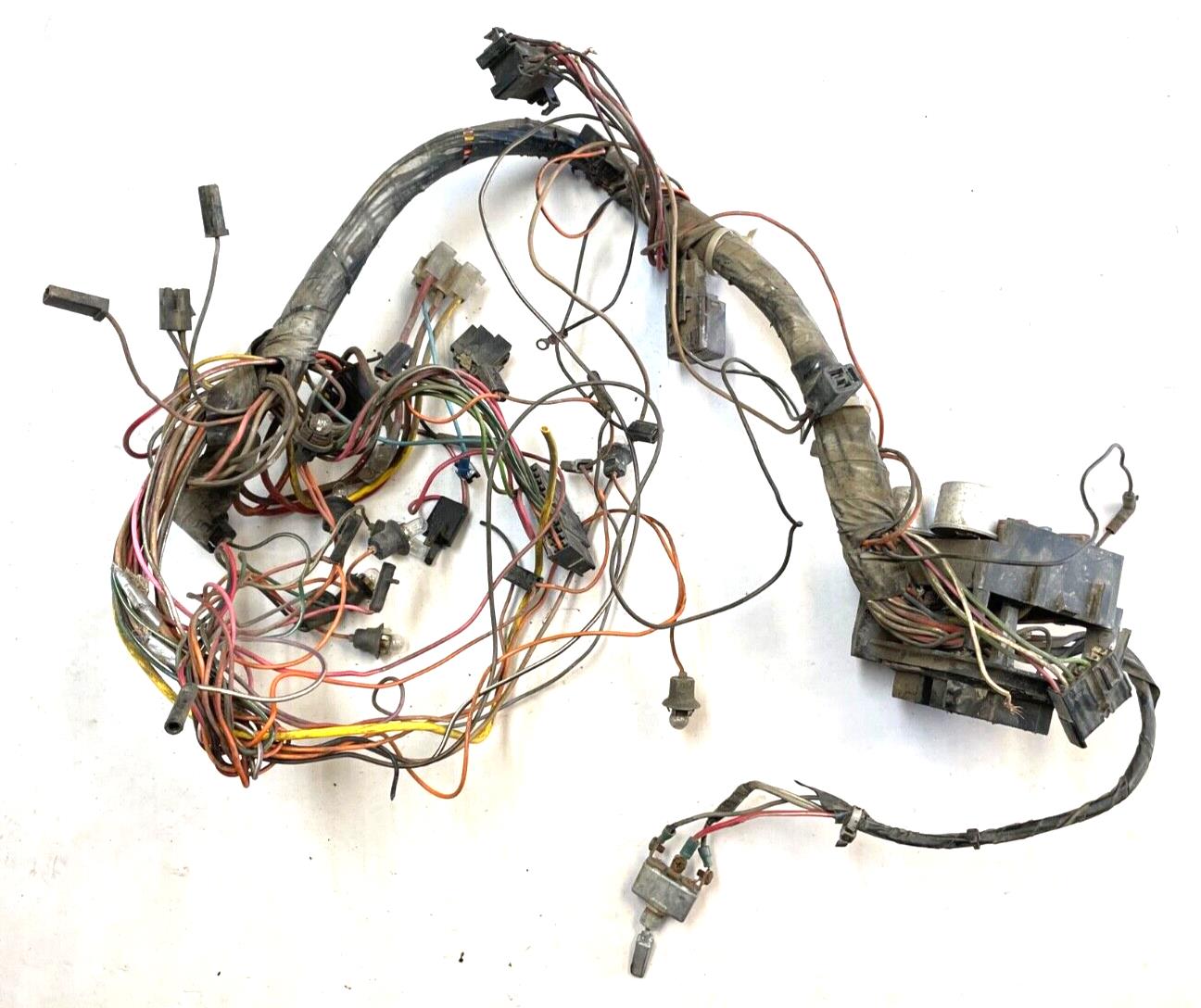 83-86 Jeep CJ arnés de cables del tablero CJ5 CJ7 cableado debajo del panel de instrumentos bloque de fusibles