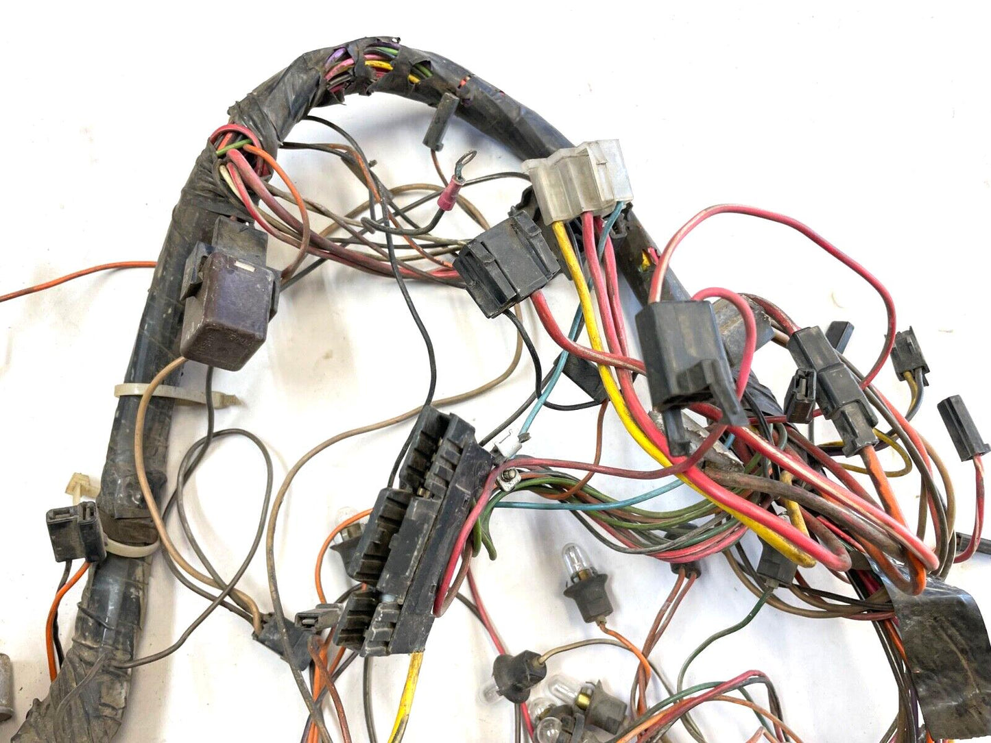 83-86 Jeep CJ arnés de cables del tablero CJ5 CJ7 cableado debajo del panel de instrumentos bloque de fusibles