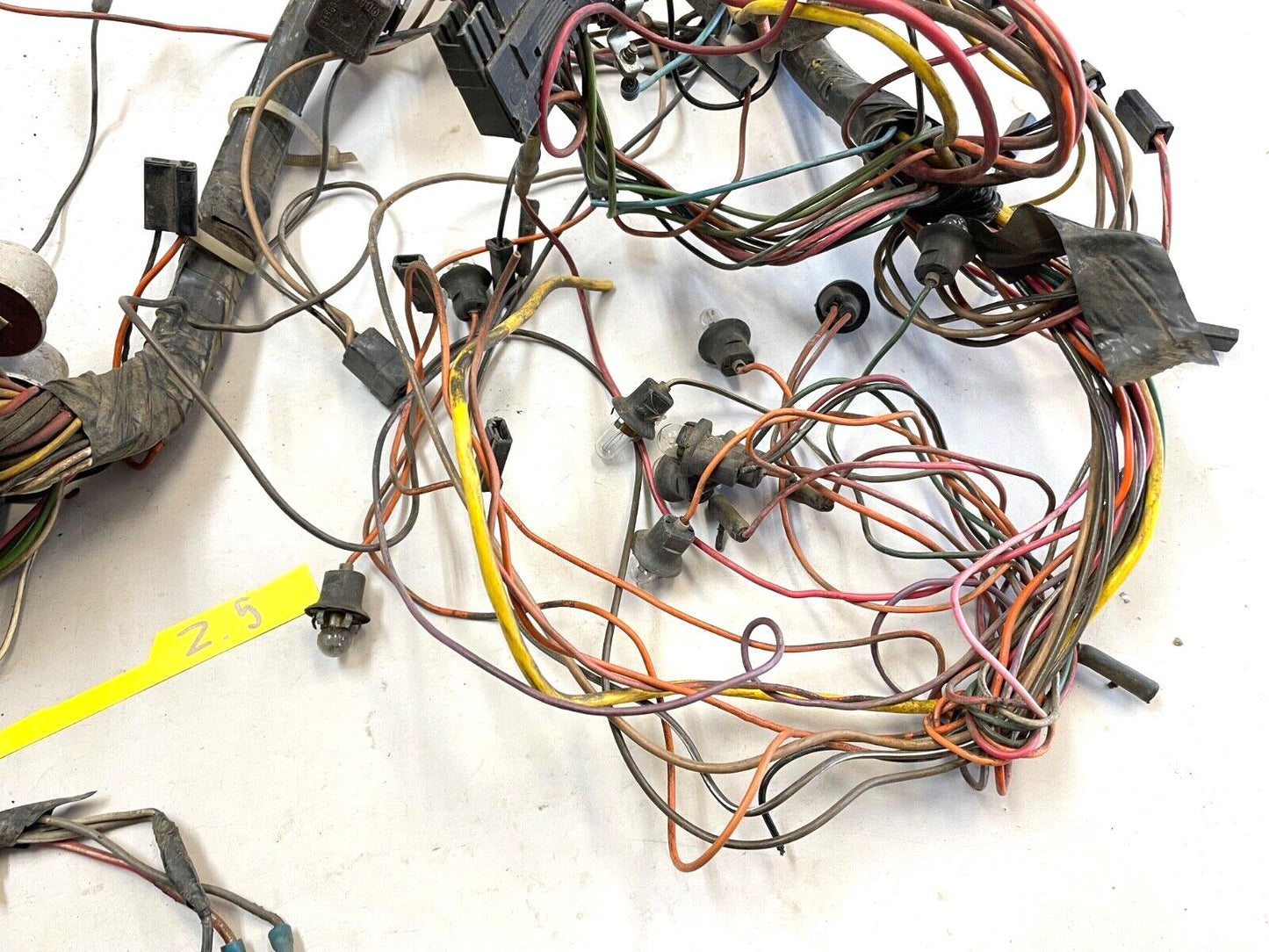 83-86 Jeep CJ arnés de cables del tablero CJ5 CJ7 cableado debajo del panel de instrumentos bloque de fusibles