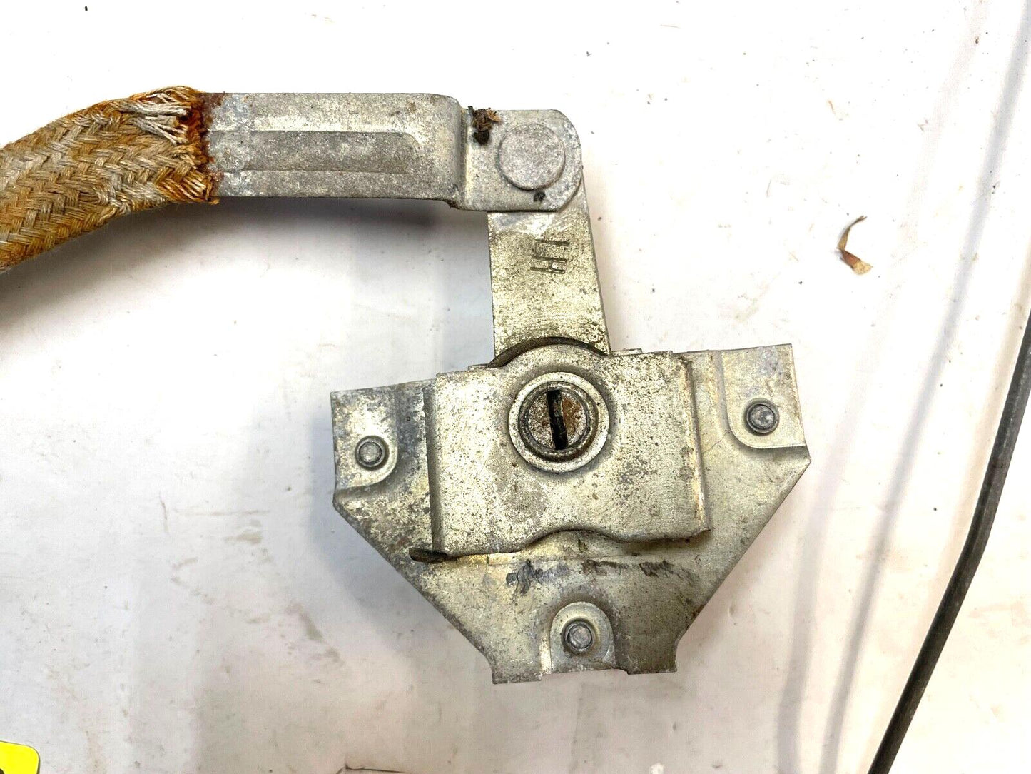 Jeep Grand Wagoneer Door linkage Striker latch Driver side rear handle