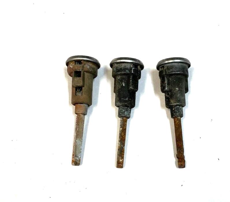 Jeep key lock cylinder NO KEYS FSJ Full Size Cherokee Wagoneer J10