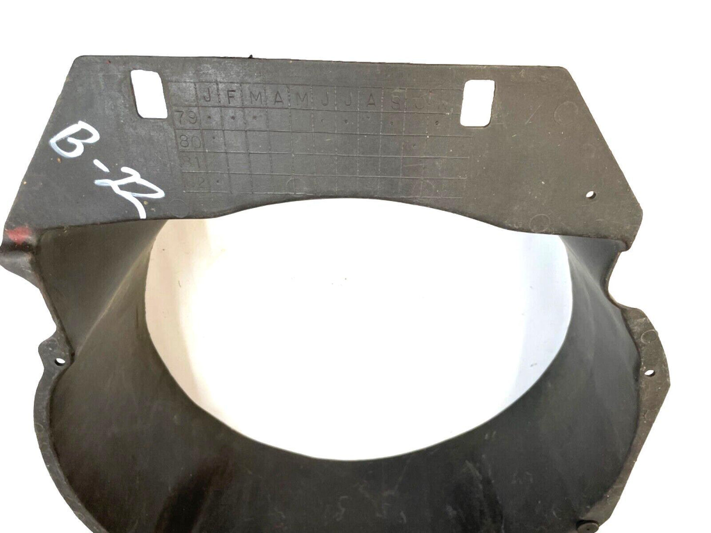 Jeep CJ 4 cylinder fan should GM iron duke 151ci. CJ5/CJ7/CJ8 AMC shrowd Pontiac