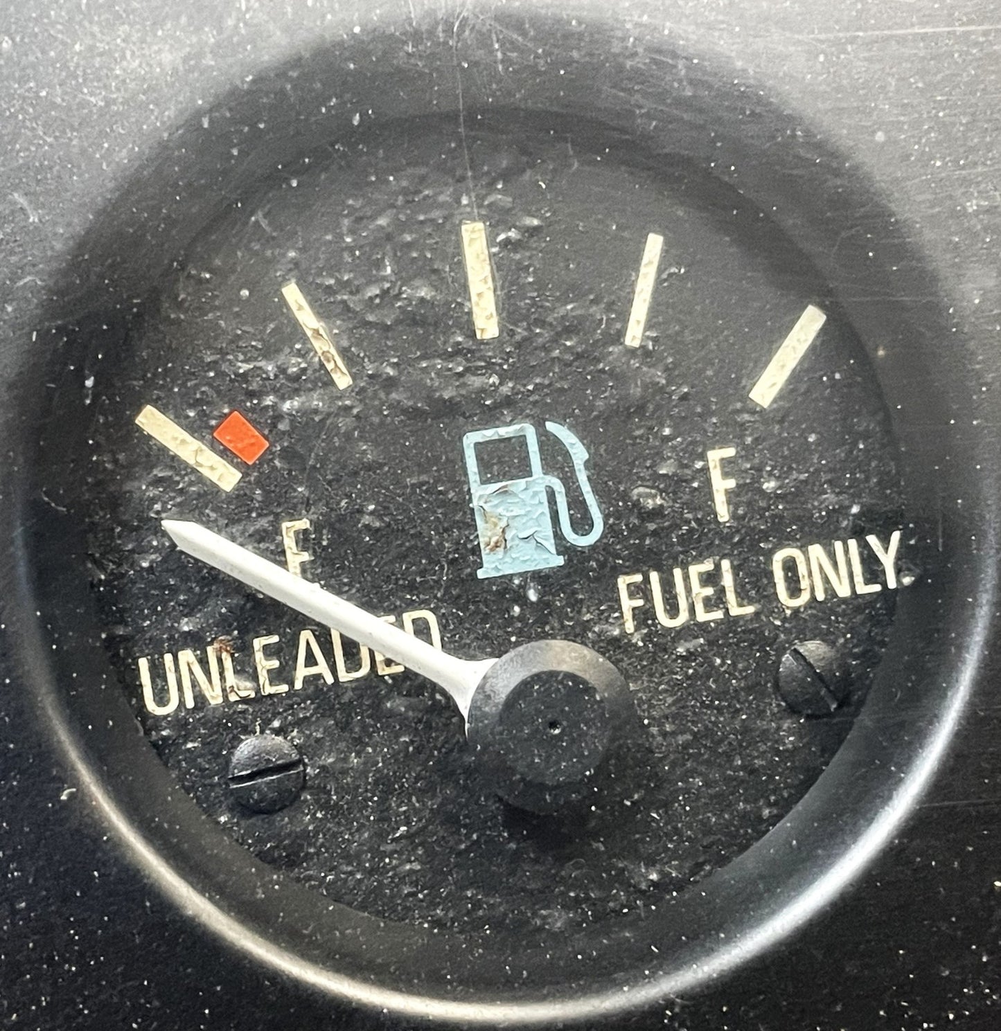 Jeep YJ Wrangler Center Gauge Cluster FOR PARTS Gauges Clock Fuel Temp Gas 87-91
