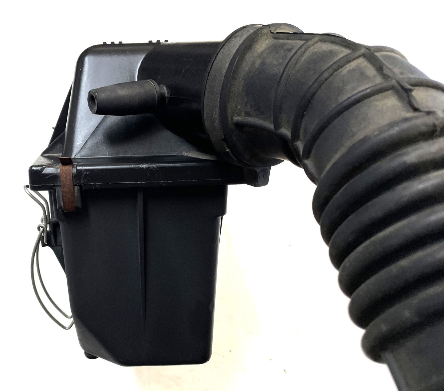 Jeep YJ 2.5 Four Cylinder Air Cleaner Filter Box Intake Tube Fits 91-95 Wrangler