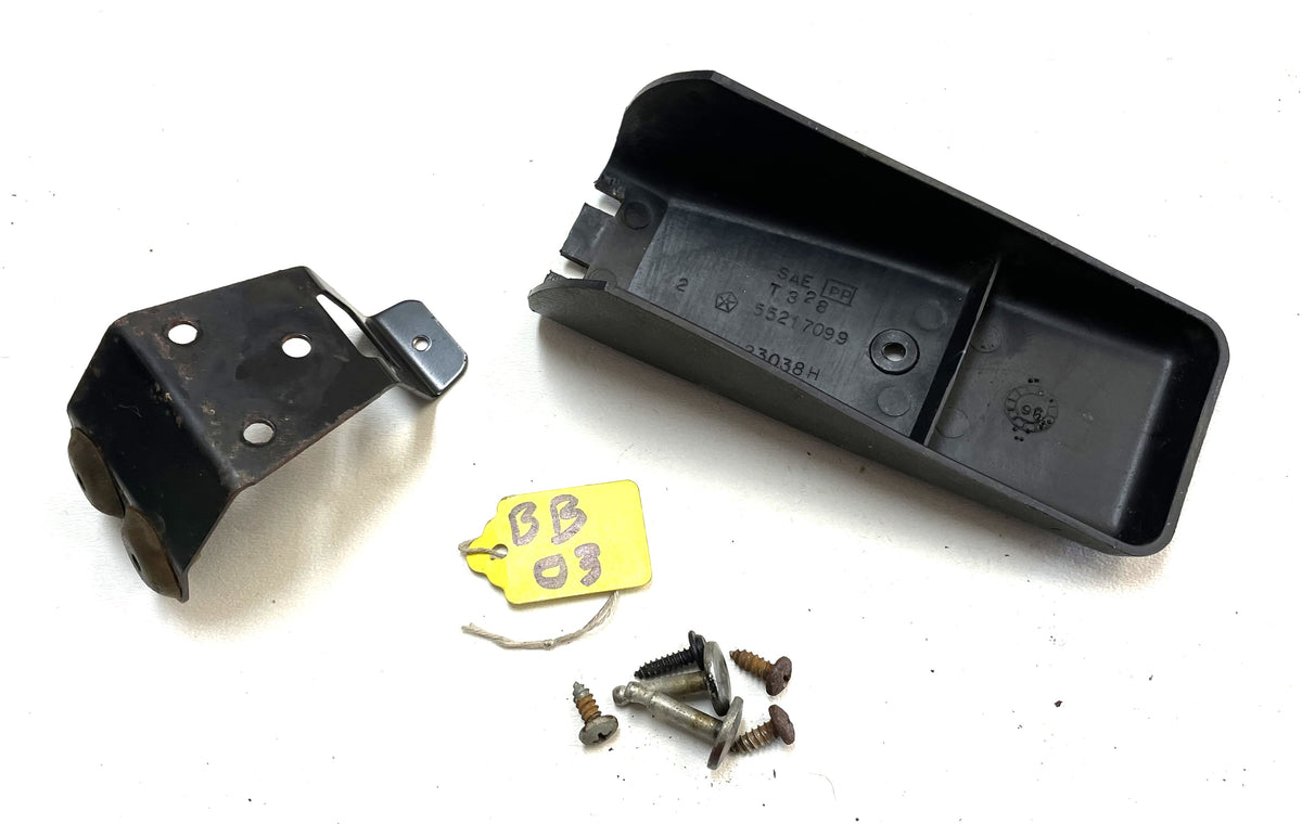 Jeep TJ Wrangler 3rd Brake Light Contact Button Tailgate 55217099 97-06 Third