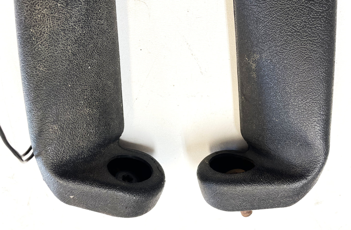 Jeep YJ Front Seat Belt Female Ends Buckles 92-95 Wrangler Belts FREE SHIPPING