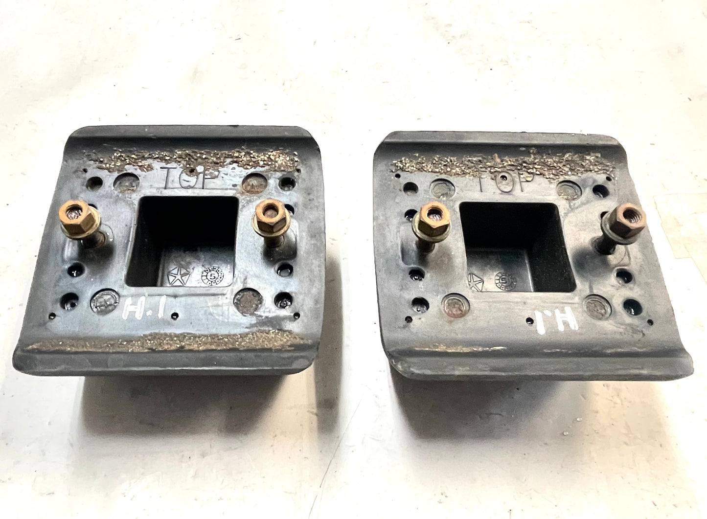Almohadillas de impacto para parachoques delantero Jeep Wrangler TJ 97-06 (par) ENVÍO GRATIS