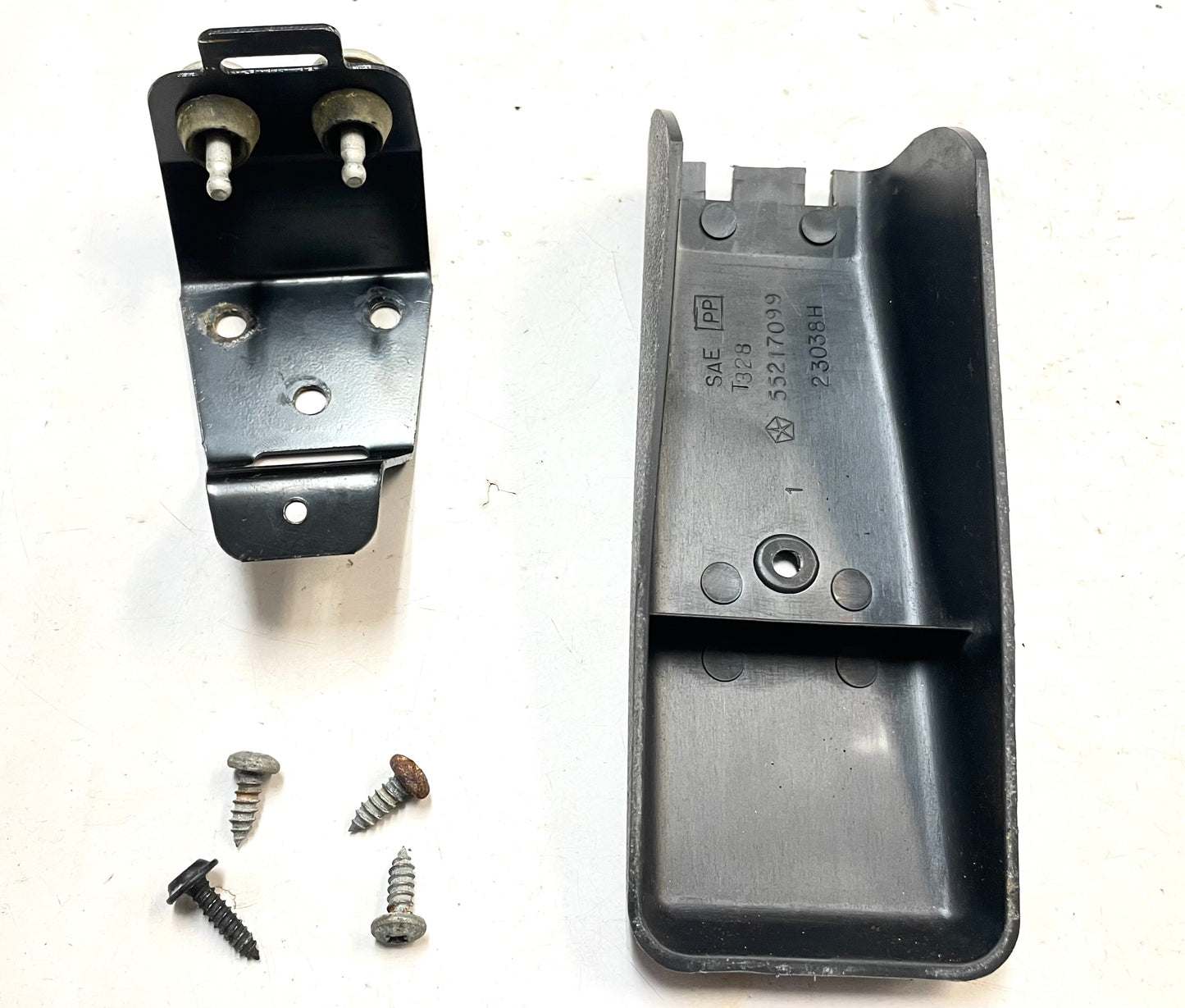 Botón de contacto de luz de freno 3.ª para Jeep YJ TJ Wrangler, portón trasero 55217099 94-06 ¡Tercero!
