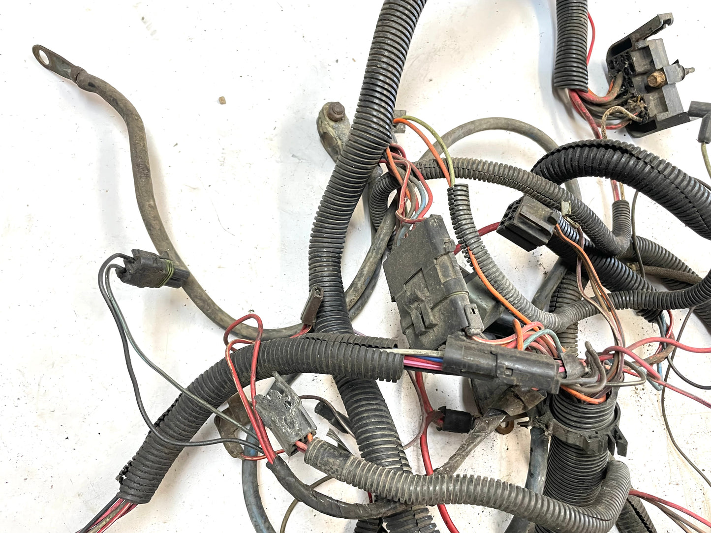 83-86 Jeep CJ arnés de cables del tablero CJ5 CJ7 cableado panel de instrumentos bloque de fusibles luz trasera