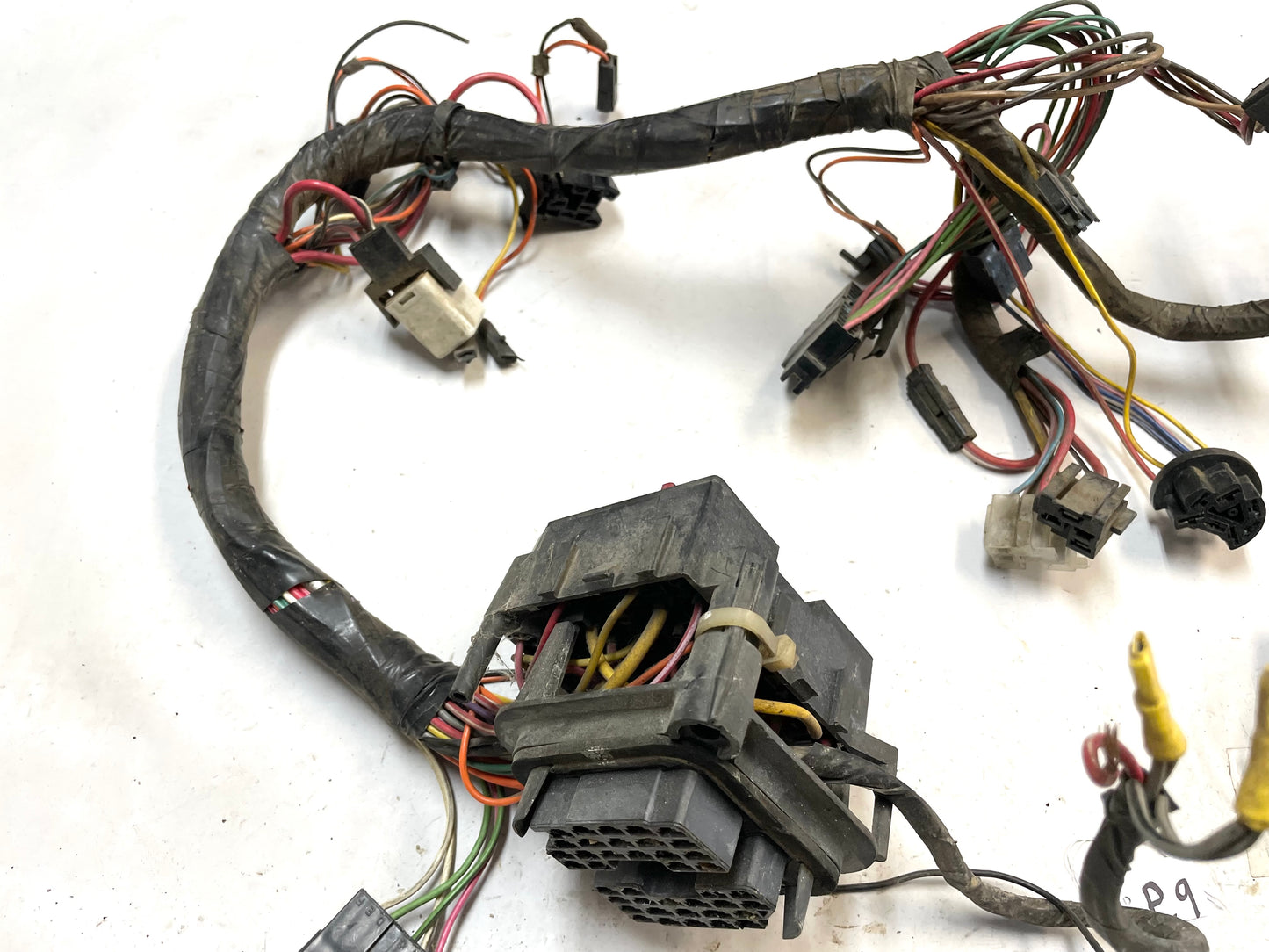 83-86 Jeep CJ arnés de cables del tablero CJ5 CJ7 cableado debajo del panel de instrumentos bloque de fusibles