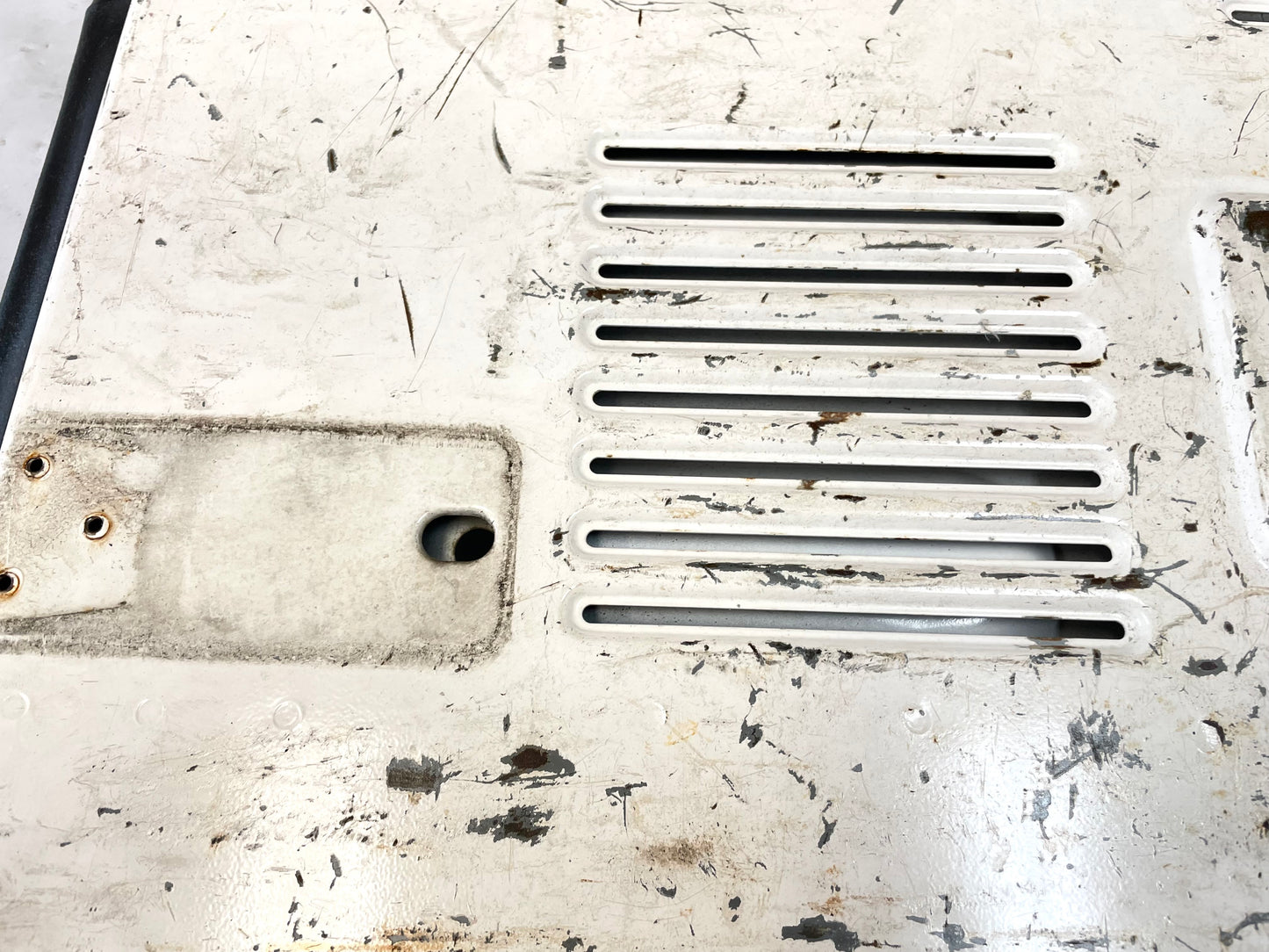 Jeep TJ Wrangler tail gate white tailgate fits 03-06 FREE SHIP