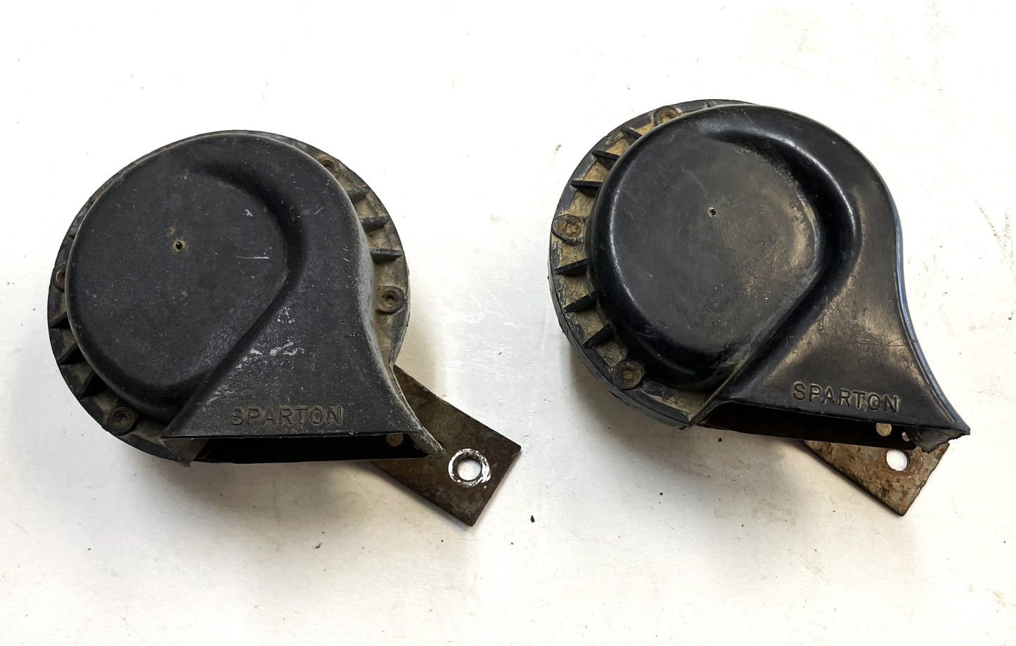 Jeep Factory Sparton Lo Horn Cherokee J10 Wagoneer CJ7 CJ5 CJ8