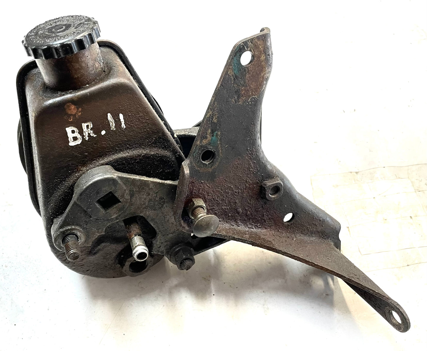 Soportes de bomba de dirección asistida Jeep CJ5 CJ7 YJ 4.2 Correa trapezoidal Wrangler 6 cilindros 258