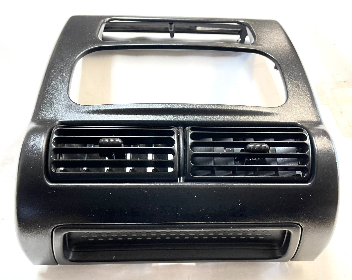 03-06 Jeep TJ Wrangler Center Bezel Dash Trim Vent Radio Surround FREE SHIPPING!