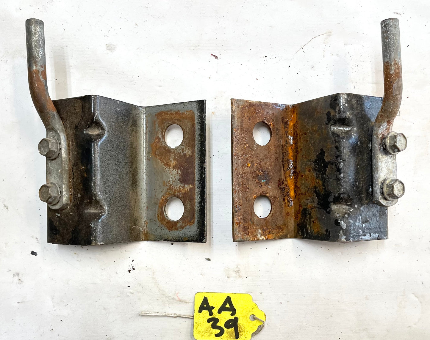 Jeep door catch hard soft doors catches CJ5 CJ7 YJ Wrangler lower hinge strap