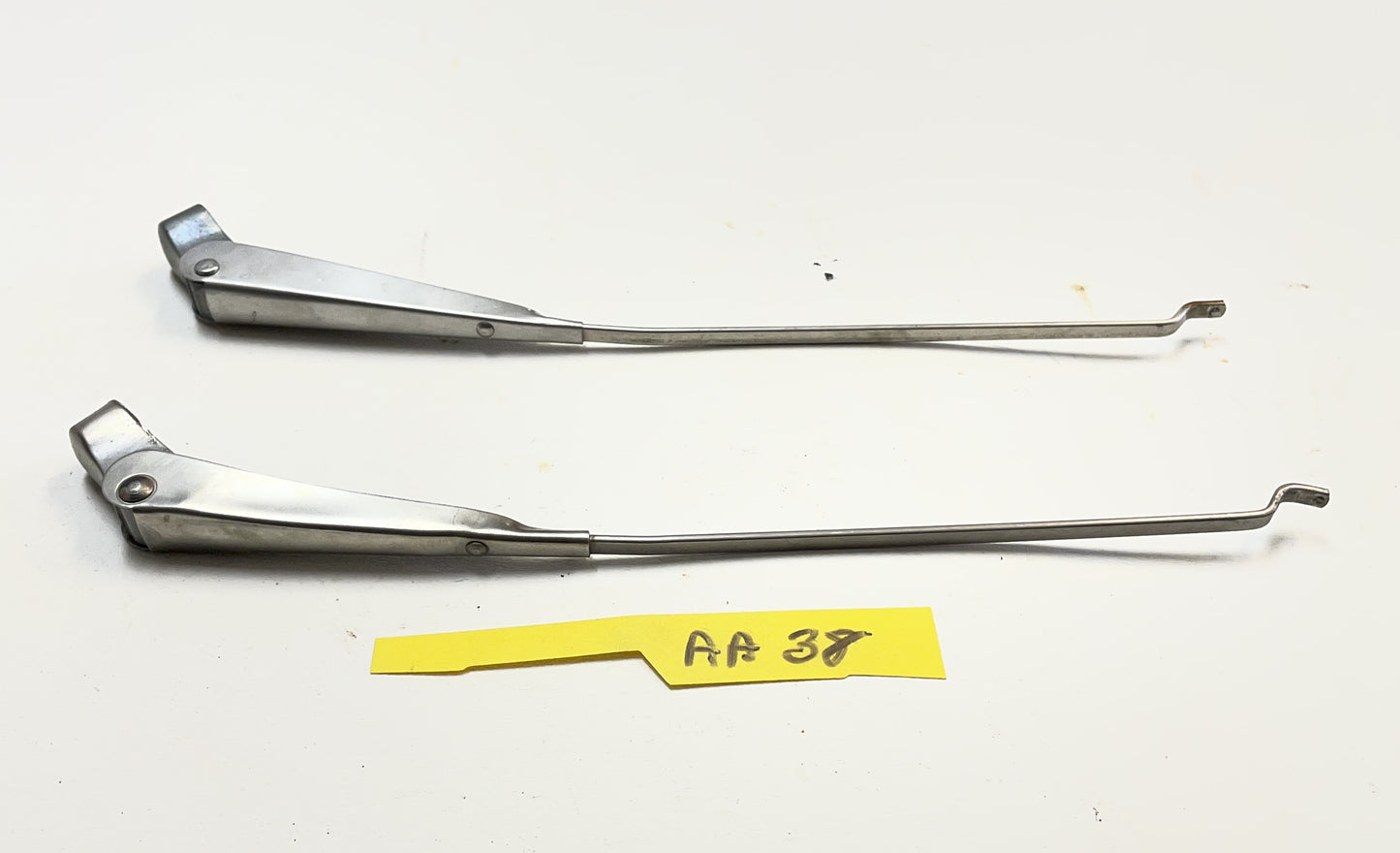 Brazos de limpiaparabrisas para Jeep Cj5 Cj7 Cj8 76-86, par usado