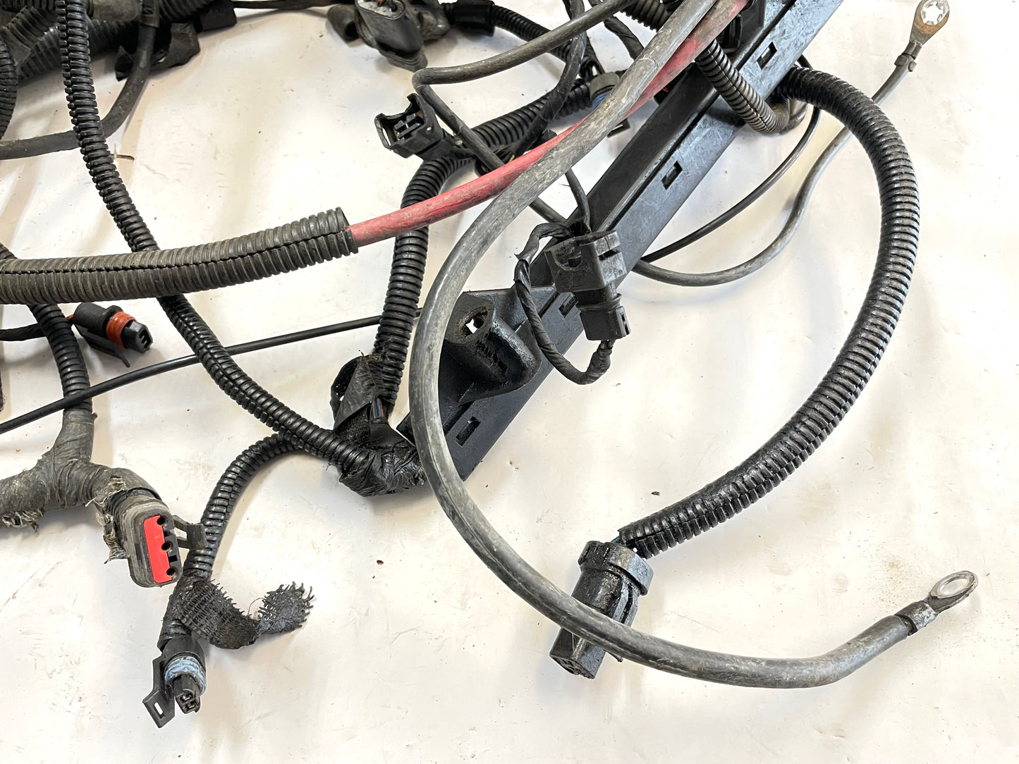 Jeep YJ Wrangler 4 Cylinder Engine Wiring Harness 10 pin Wire Fuse block 92-95