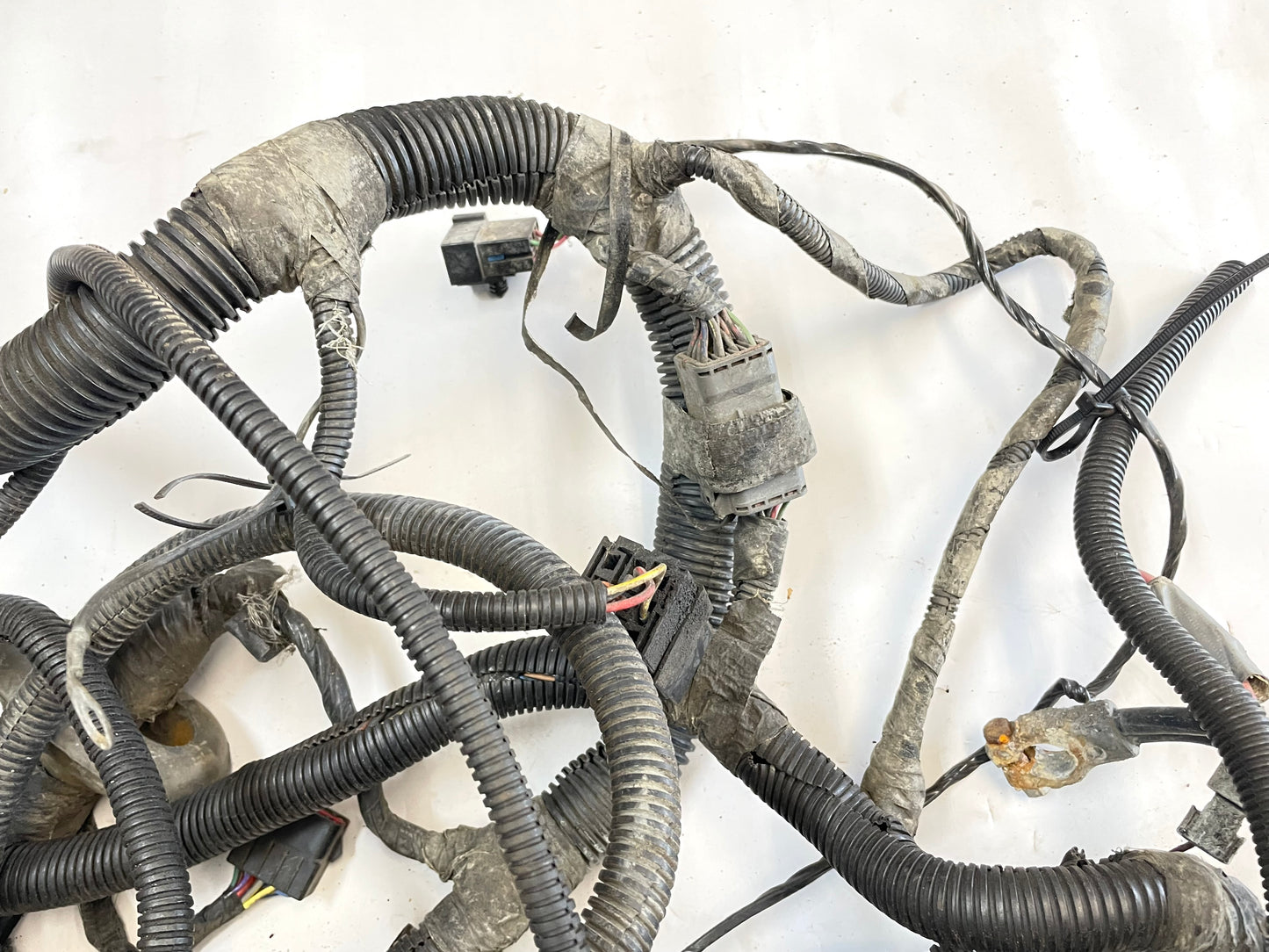Jeep YJ Wrangler 4 Cylinder Engine Wiring Harness 10 pin Wire Fuse block 92-95