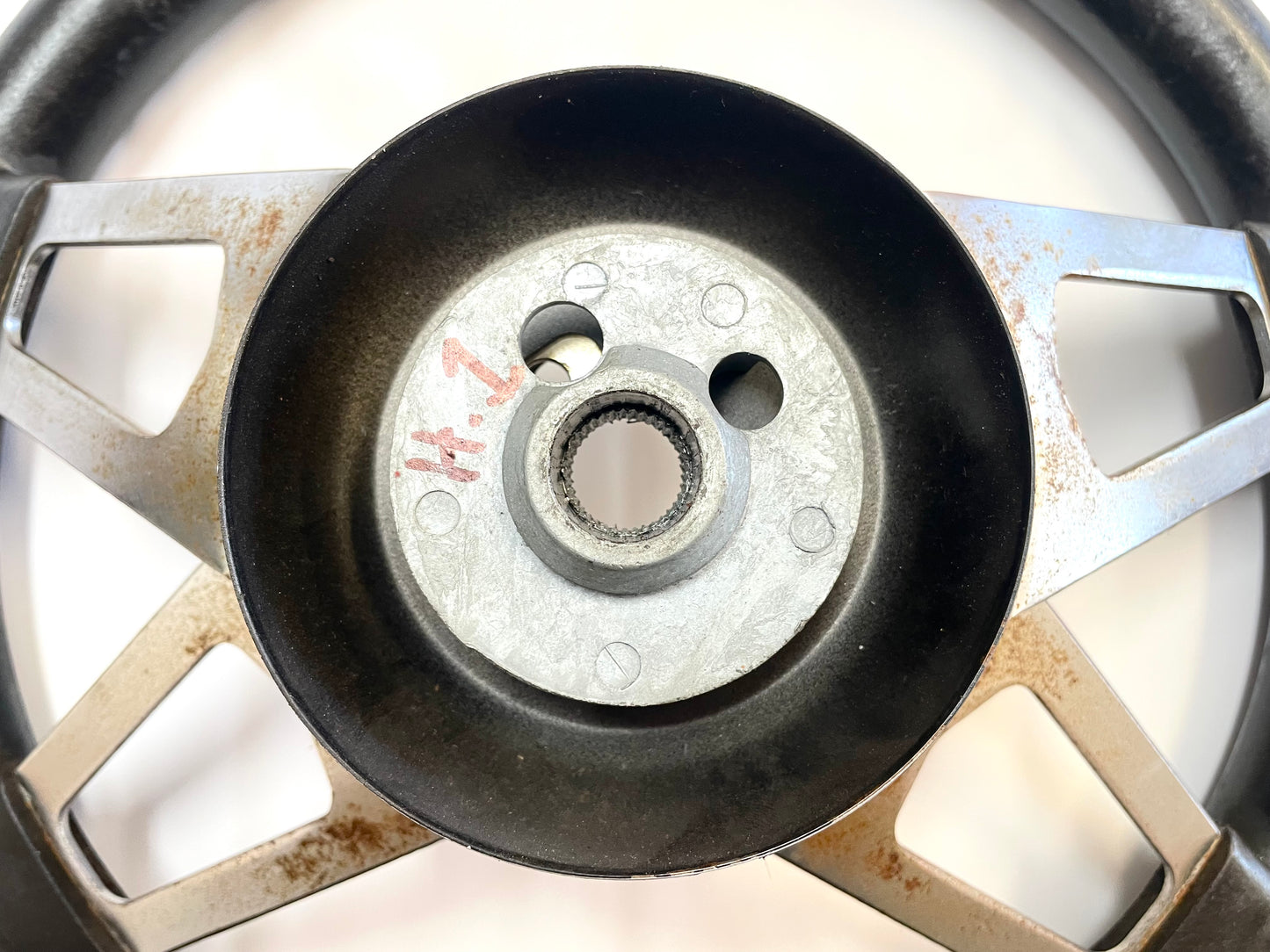 steering wheel with adaptor for Jeep CJ CJ5 CJ7 CJ8 YJ Wrangler 13" diameter!