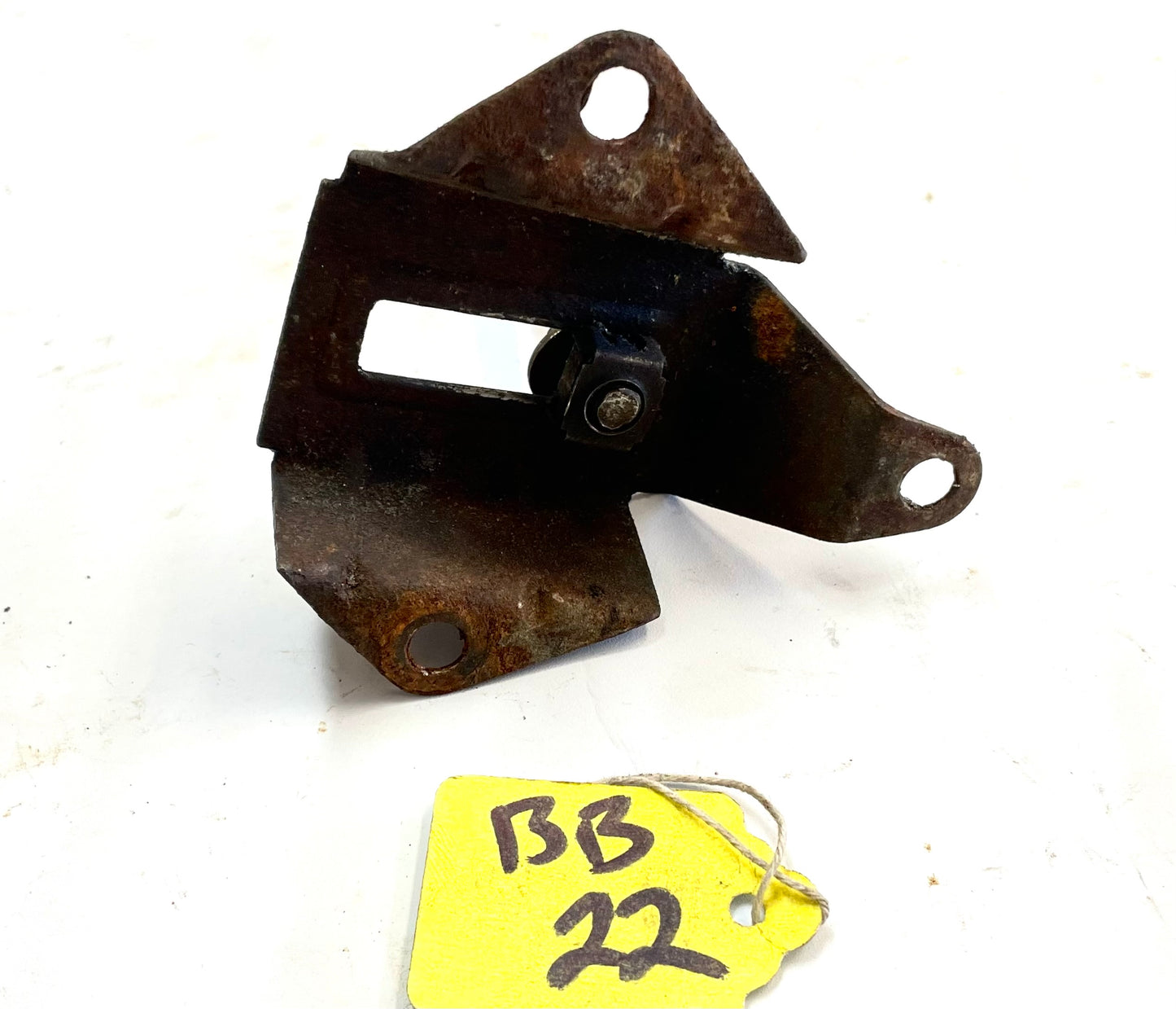 Jeep 4.2 air cleaner valve cover mount bracket CJ5 CJ7 YJ 6 cylinder 258 filter!