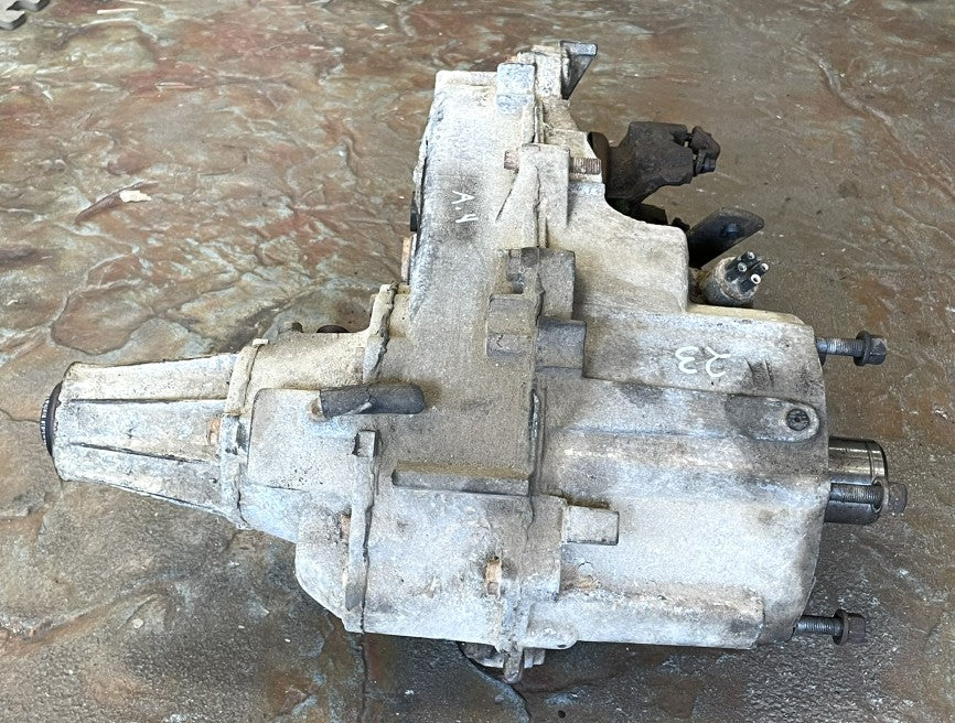 Jeep YJ NP231 transfer case 23 spline long input 4 or 6 cyl automatic Wrangler