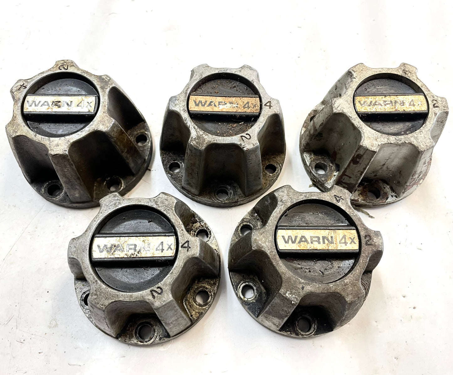 Jeep CJ Locking hub stock dana 30 six bolt 27 spline 72-81 CJ5 CJ7 HOUSING ONLY