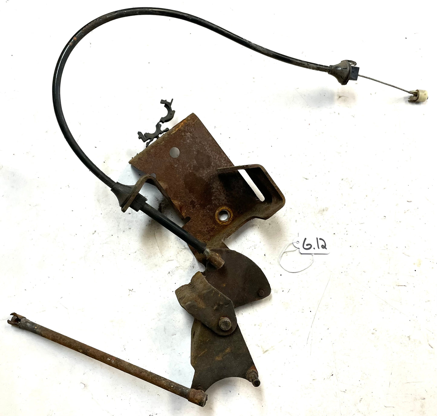 Jeep CJ 6 cylinder throttle linkage with rod 2 barrel carb CJ5 CJ7 258 4.2