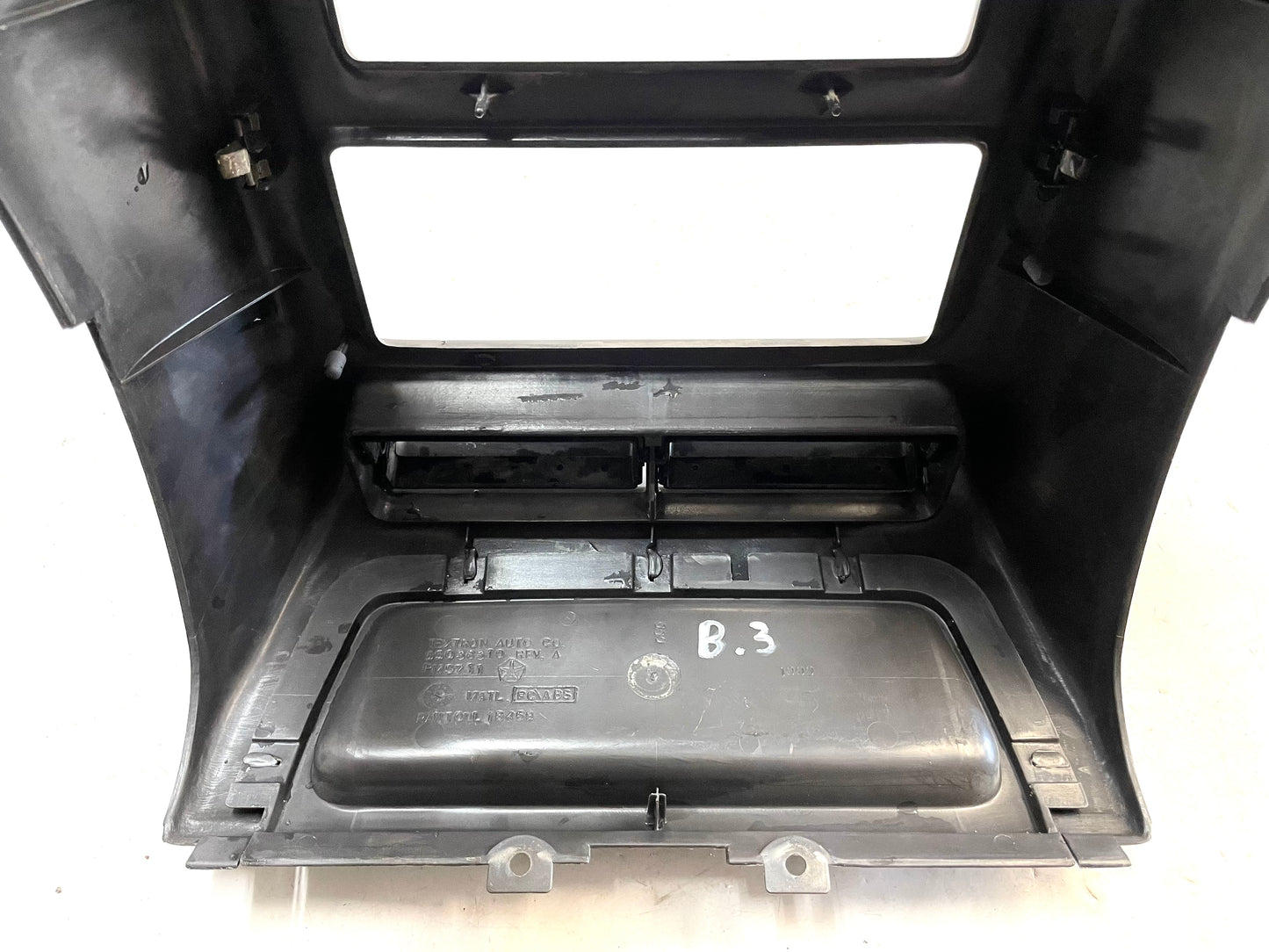 Embellecedor de plástico para el panel central de ventilación del Jeep TJ Wrangler con respiraderos en gris oscuro ágata
