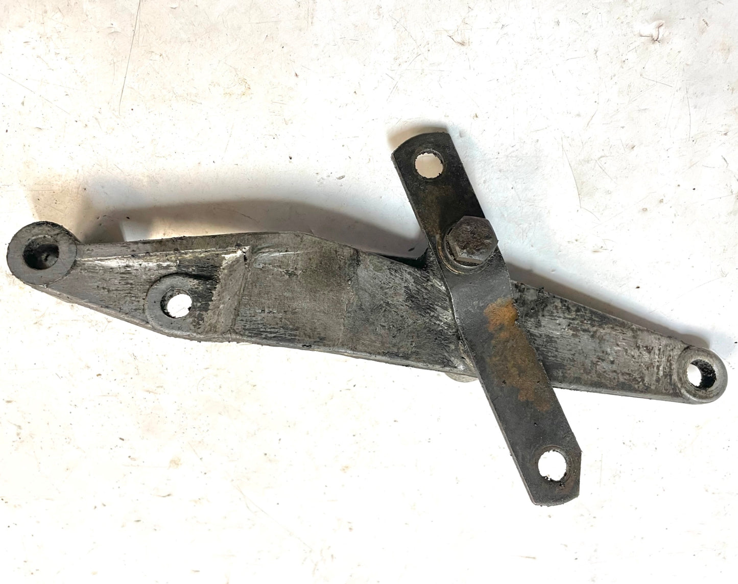 Jeep V8 power steering pump bracket AMC 304 360 401 CJ5 CJ7 J10 Wagoneer FSJ