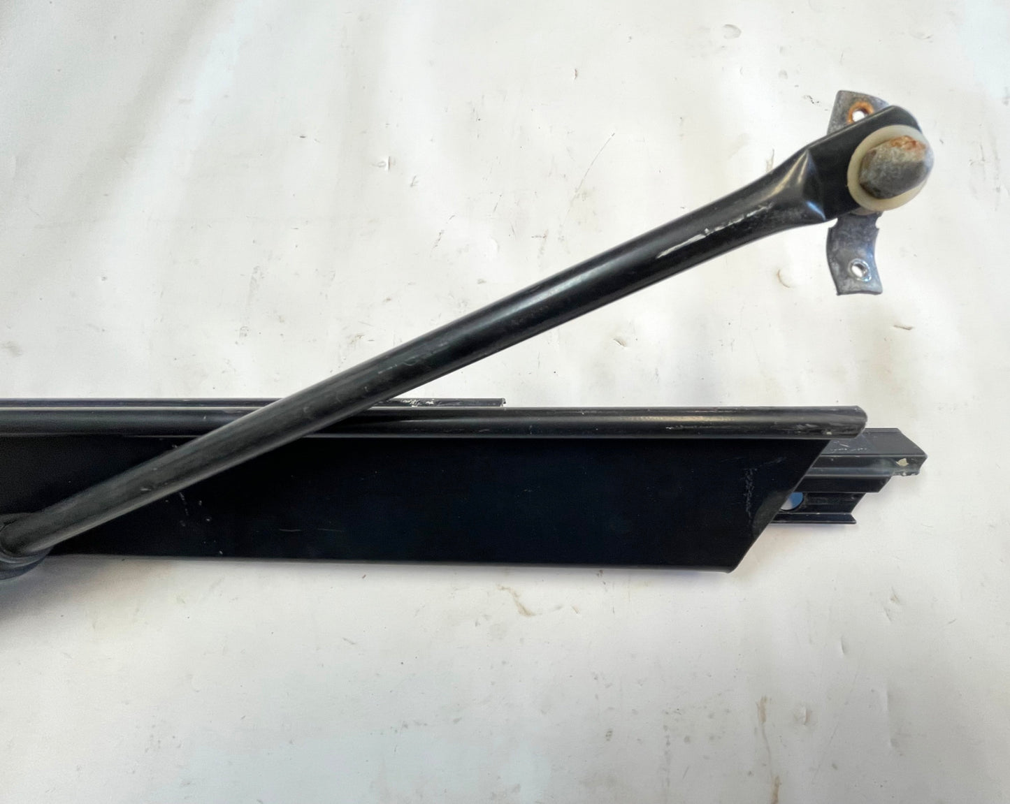 Jeep YJ factory passenger side door surround with tension bar soft top READ AD
