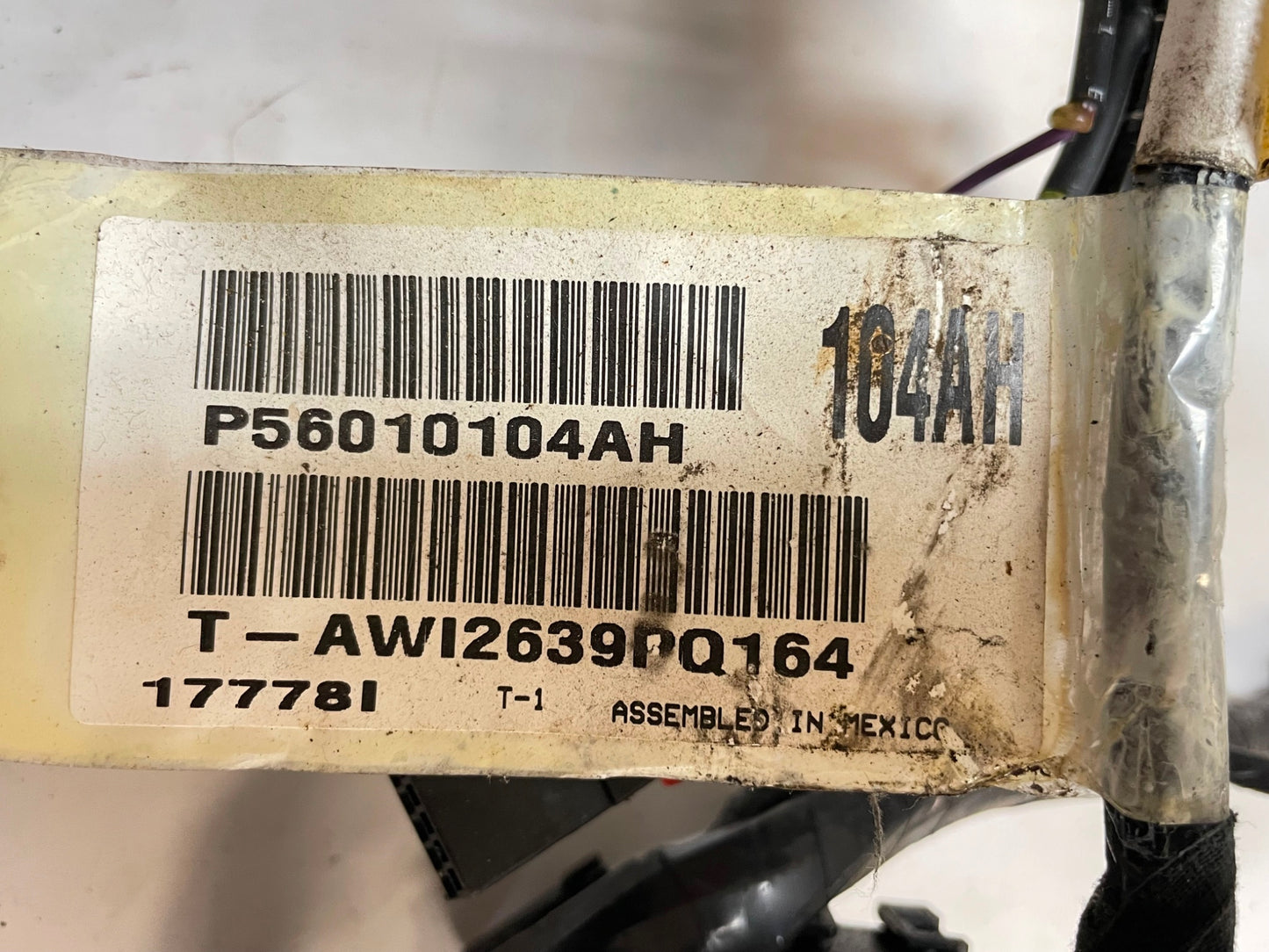 Cableado del arnés de cableado del tablero del Jeep TJ Wrangler 2000, fusibles P56009508AJ, P56010104AH