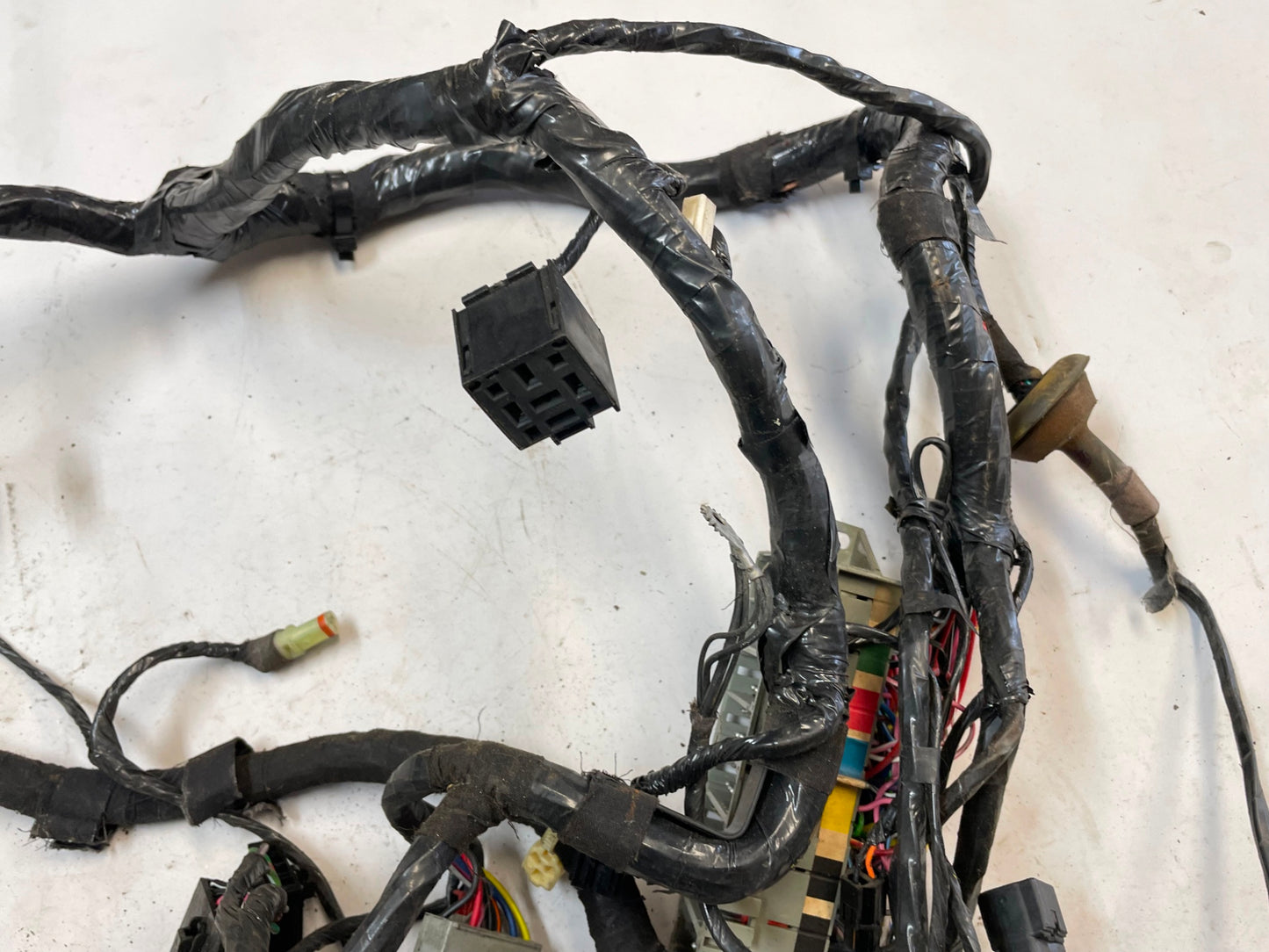Cableado del arnés de cableado del tablero del Jeep TJ Wrangler 2000, fusibles P56009508AJ, P56010104AH