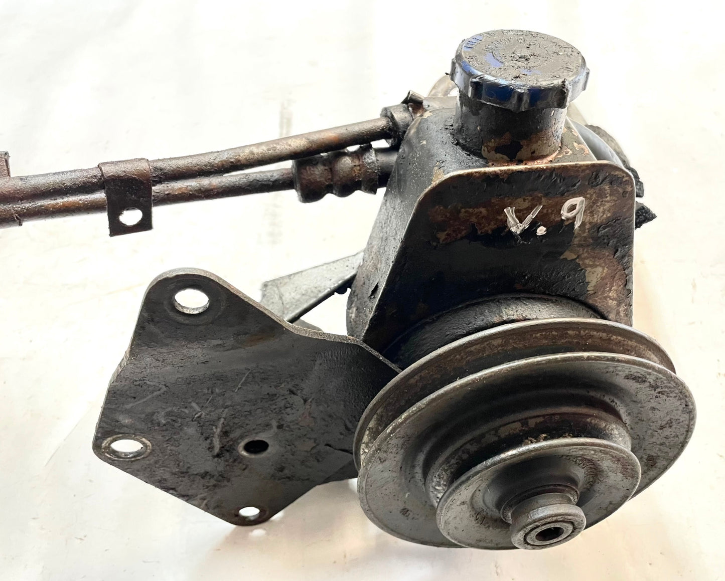 Jeep CJ5 CJ7 YJ six cylinder power steering pump brackets Wrangler 258 4.2 hoses
