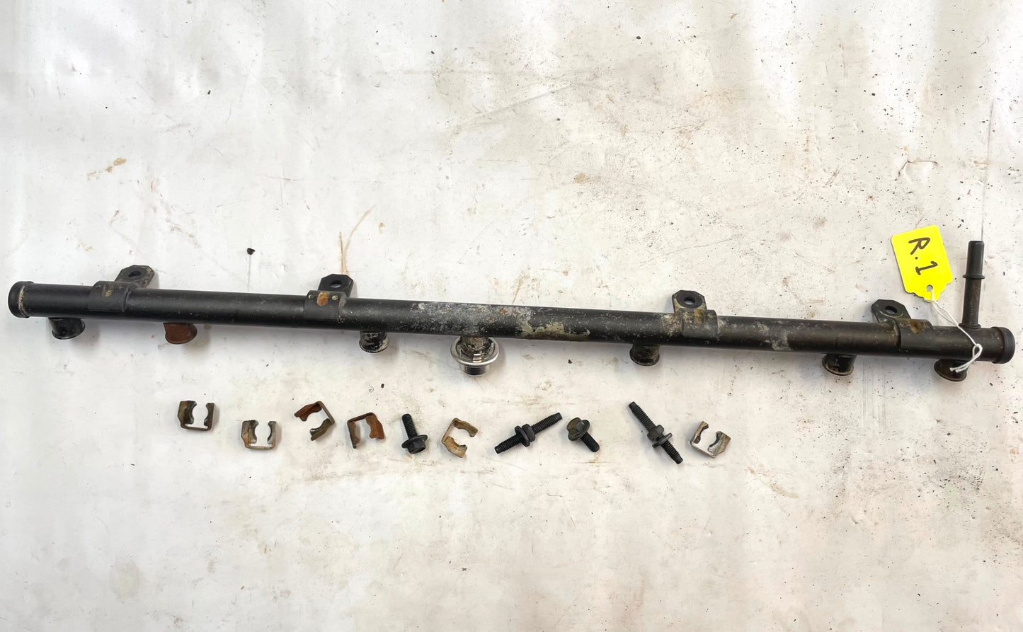 Jeep TJ Wrangler fuel rail 4.0 six cylinder 2005 2006 FREE SHIPPING