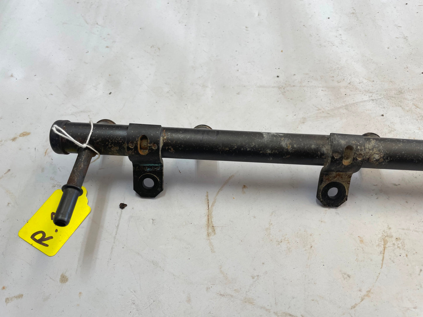 Jeep TJ Wrangler fuel rail 4.0 six cylinder 2005 2006 FREE SHIPPING