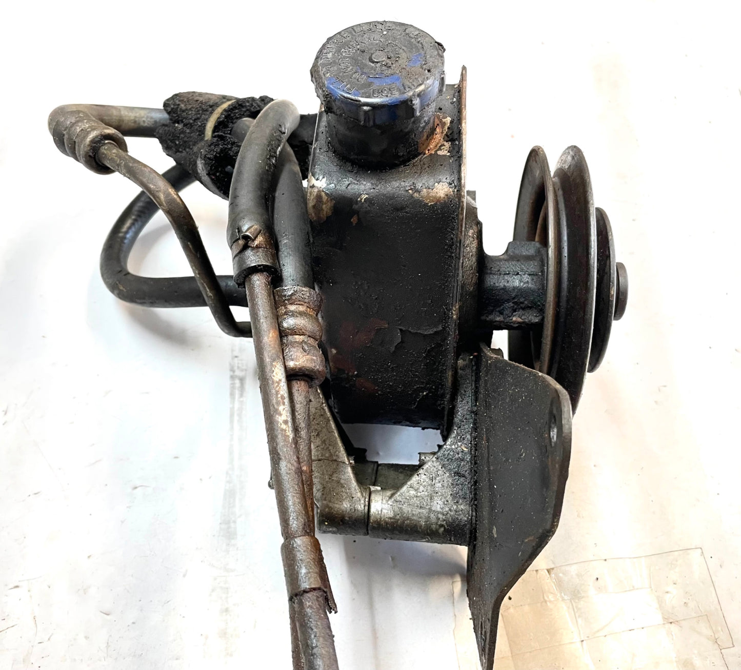 Jeep CJ5 CJ7 YJ six cylinder power steering pump brackets Wrangler 258 4.2 hoses