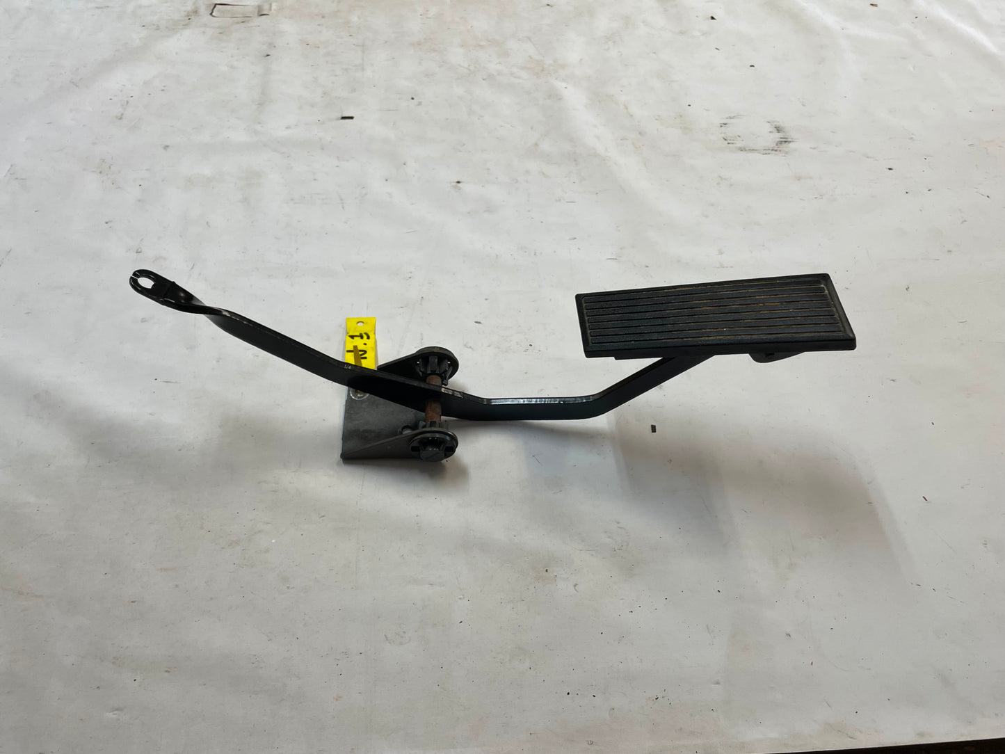 Jeep TJ Wrangler gas pedal accelerator FACTORY fits 97-06 Right Hand Drive only