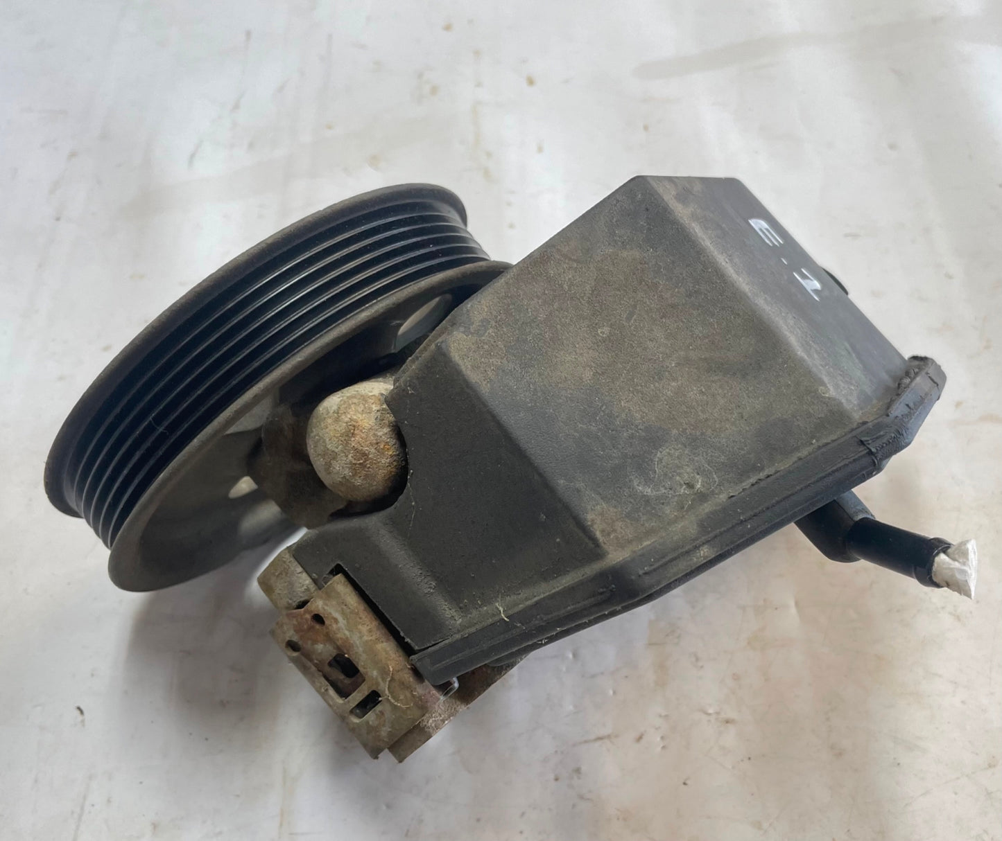 Jeep 4.0 Power Steering Bracket fits 97-06 TJ Wrangler 52087871AD