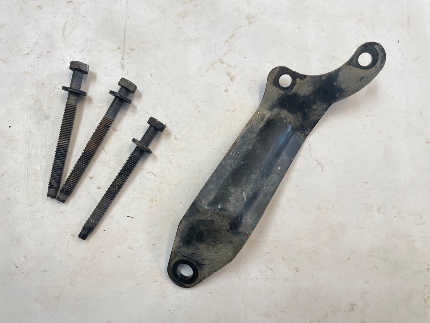 Jeep 4.0 Power Steering Bracket fits 97-06 TJ Wrangler 52087871AD
