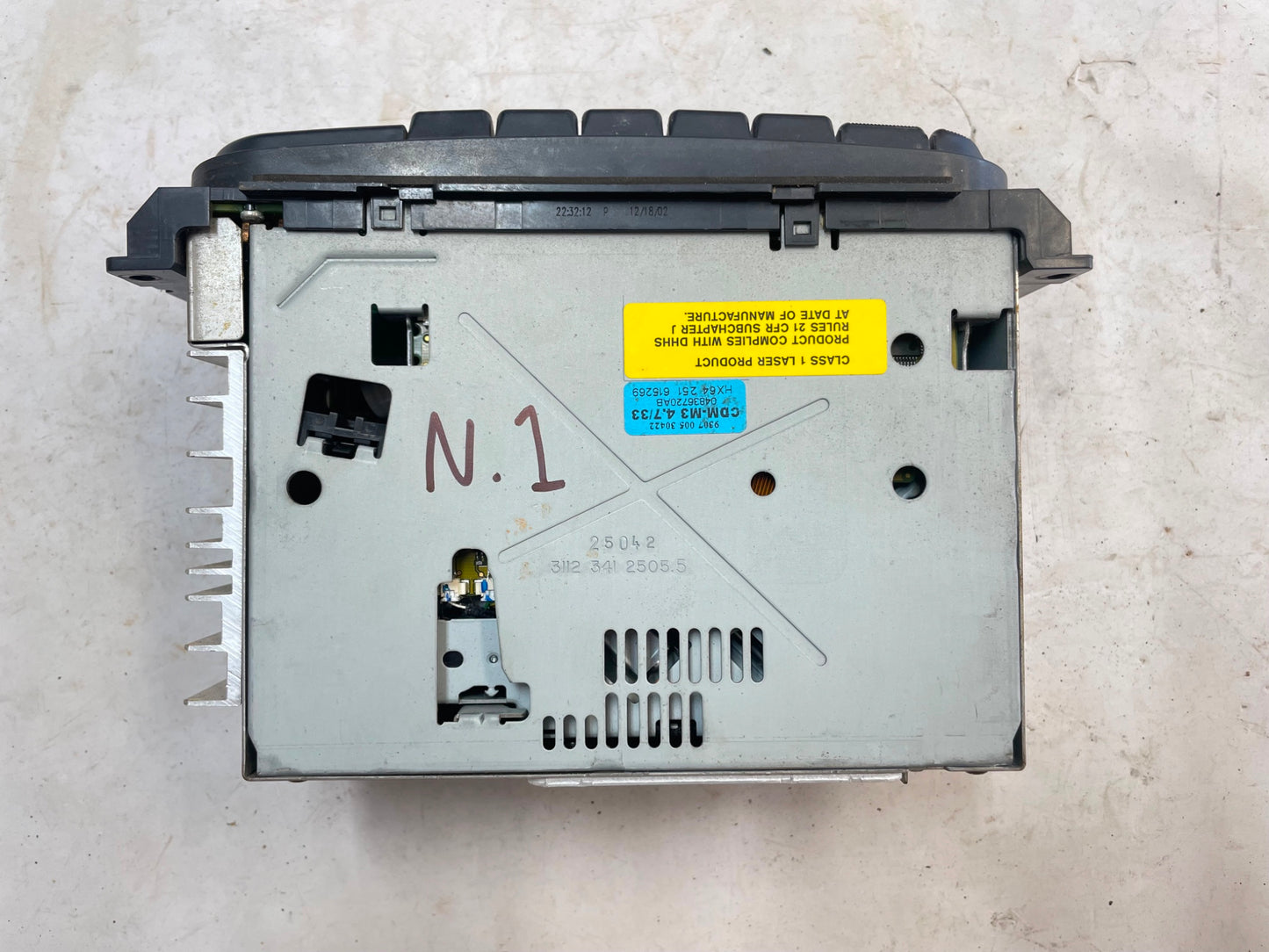Jeep TJ Wrangler Factory Radio 05064354AJ fits 03-06 CD player AM FM
