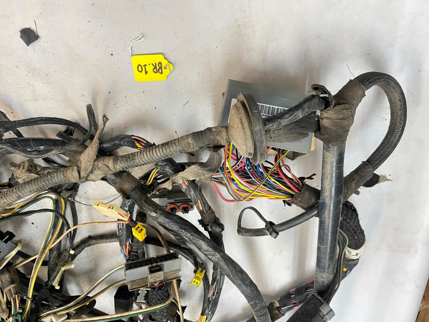 03 Jeep TJ Wrangler VOLANTE A LA DERECHA 4.0 automático, arnés de cableado completo del tablero del motor