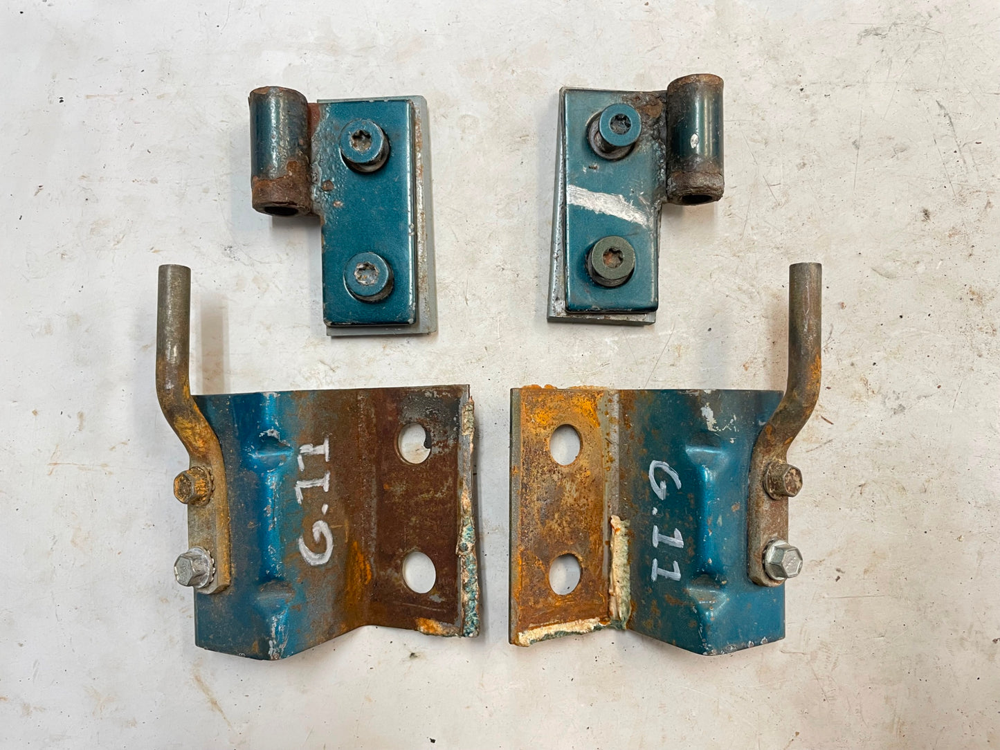 Jeep CJ YJ door catch Lower Door Hinge hard doors catches CJ5 CJ7 Wrangler 2