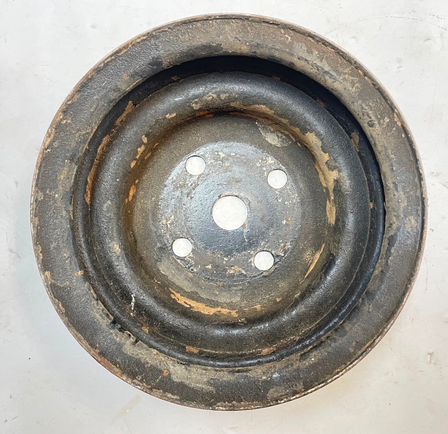 Jeep AMC Pontiac iron duke fan pulley 4 cylinder 151ci. 2.5 CJ5 CJ7 GM 562733ZC