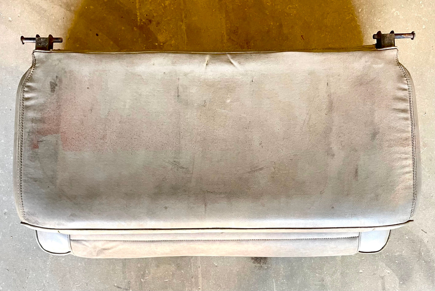 Jeep YJ Wrangler back seat with brackets factory folding CJ7 fold n tumble grey